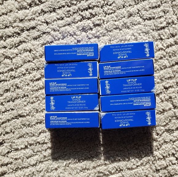 Estee Lauder Lip Transformation Lipstick TURN DOWN